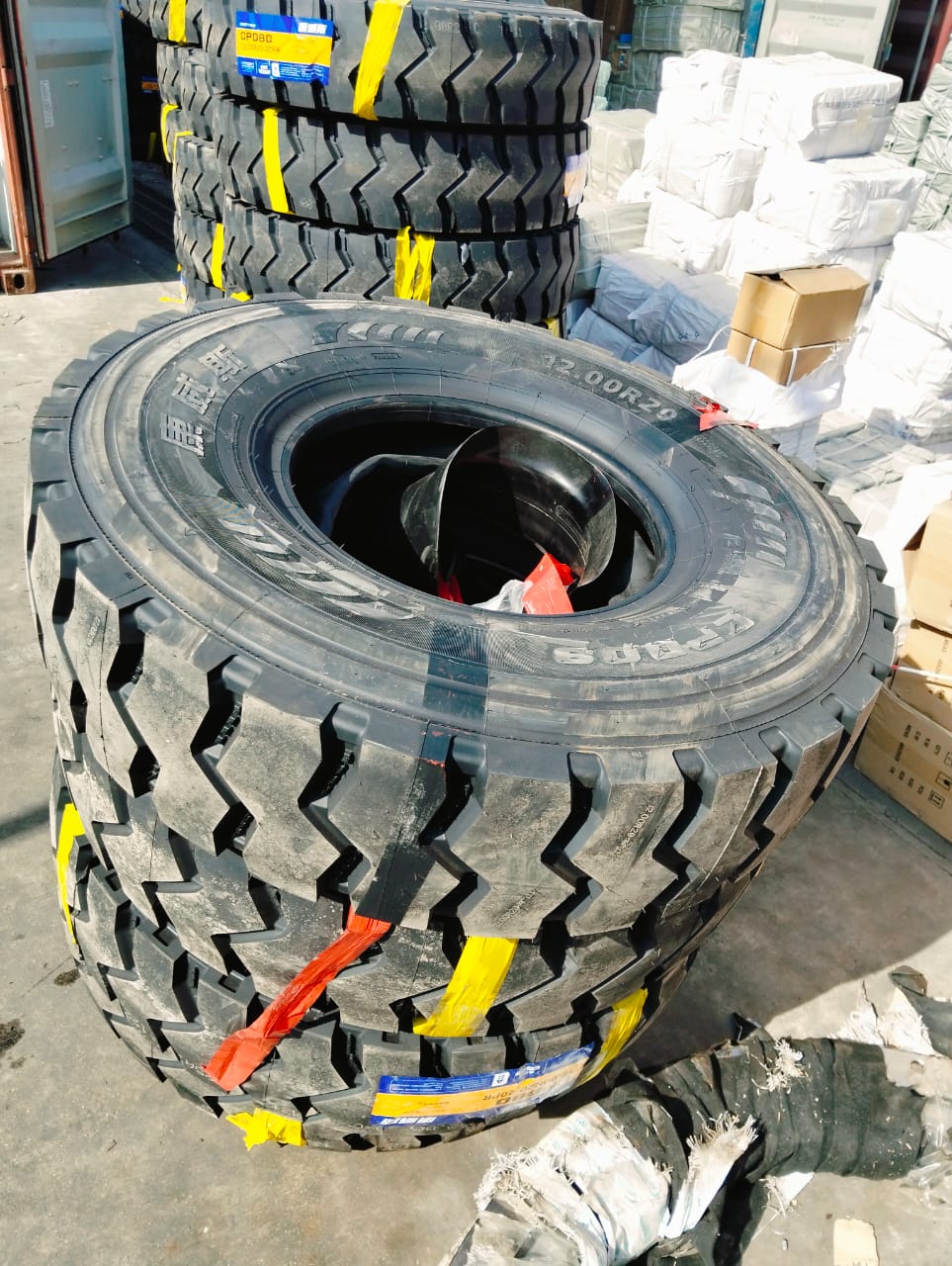 Truck Tyre - Image 3